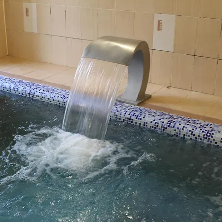 Туркомплекс Едельвейс מלון *